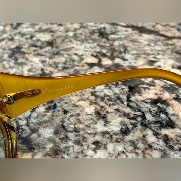 1970’s Vintage Christian Dior Yellow & Brown Striped *Rare* Oversized Sunglasses - Picture 7 of 8